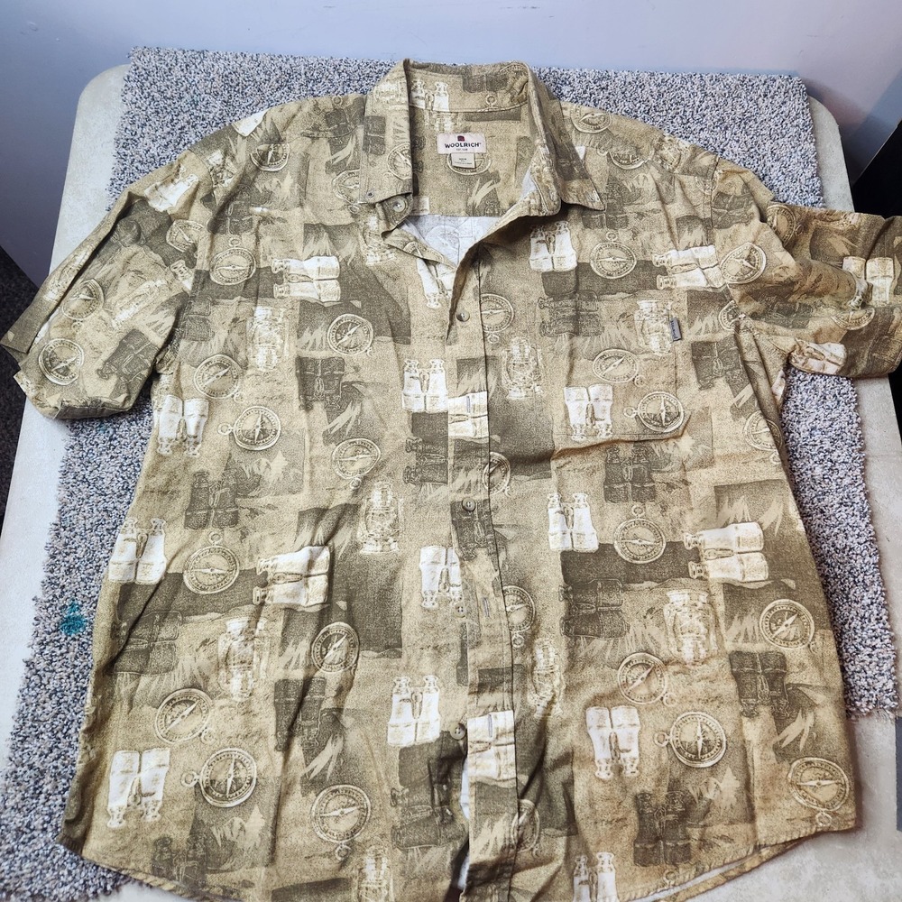 Woolrich Mens XL Short Sleeve Button Up Shirt Khaki Outdoor Compass Binoculars